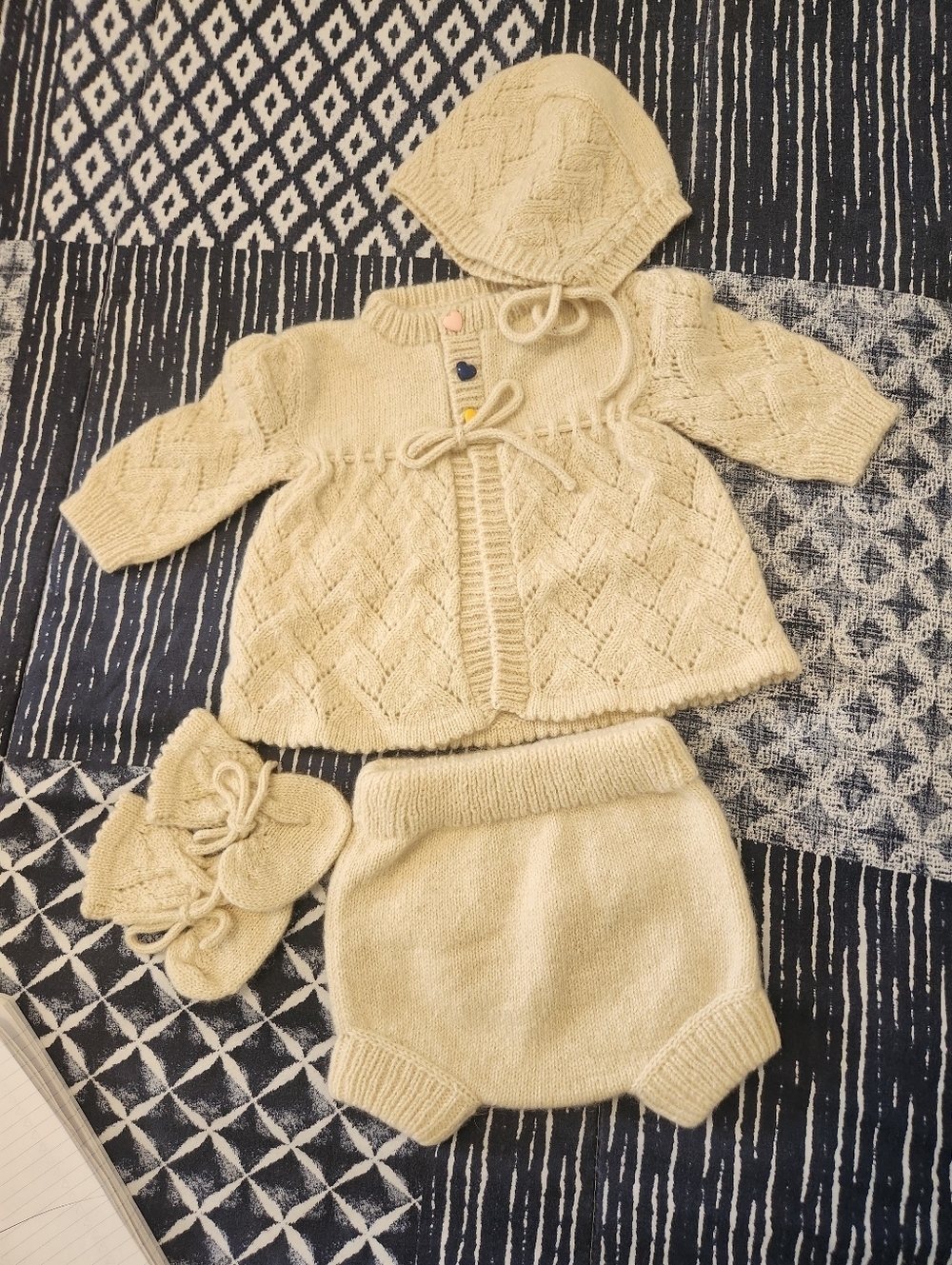 100% American Cashmere Lace Cream Baby Sweater Bloomers Hat & Booties Set 0-3 Mo